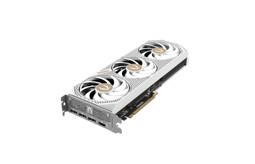 VGA ZOTAC GAMING RTX 5070 AMP White Edition - Image 6